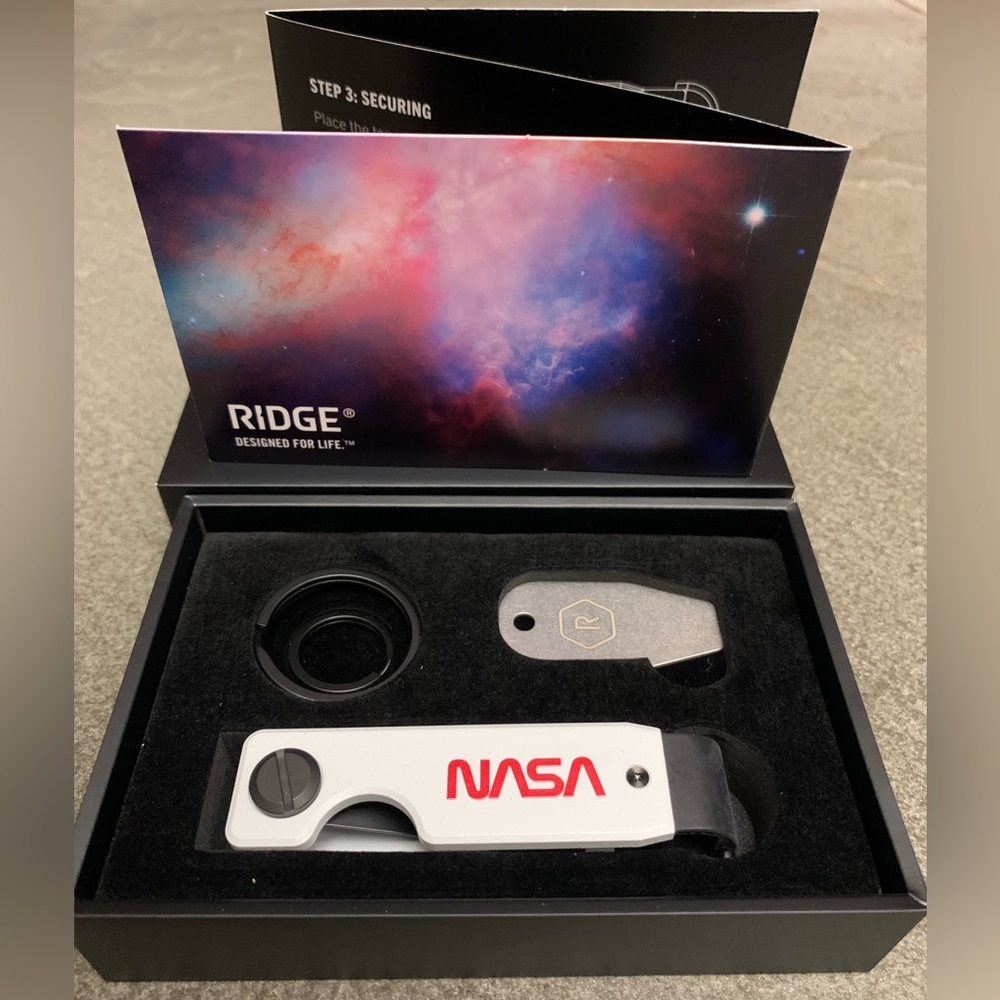 Brand New Lunar Collection Ridge Keycase - Picture 3 of 7